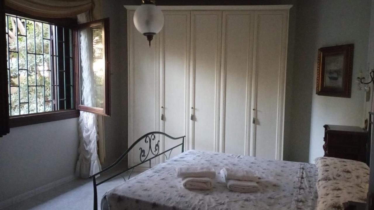 オルビア Domus Garden Bed & Breakfast エクステリア 写真
