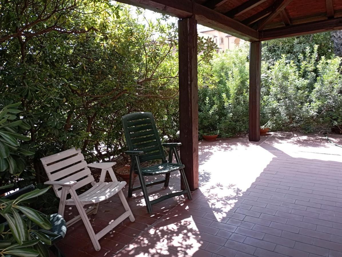 オルビア Domus Garden Bed & Breakfast エクステリア 写真