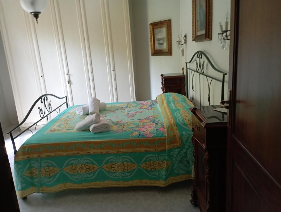 オルビア Domus Garden Bed & Breakfast エクステリア 写真