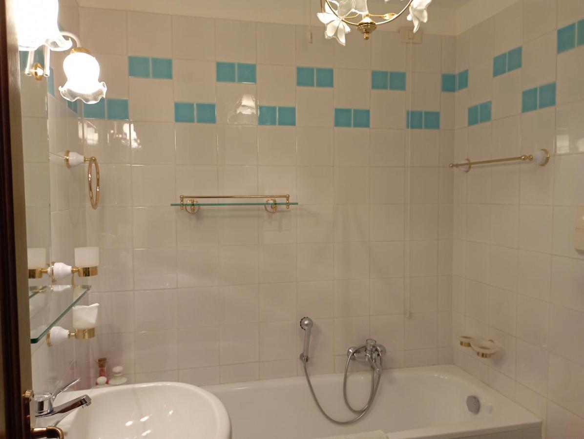 オルビア Domus Garden Bed & Breakfast エクステリア 写真